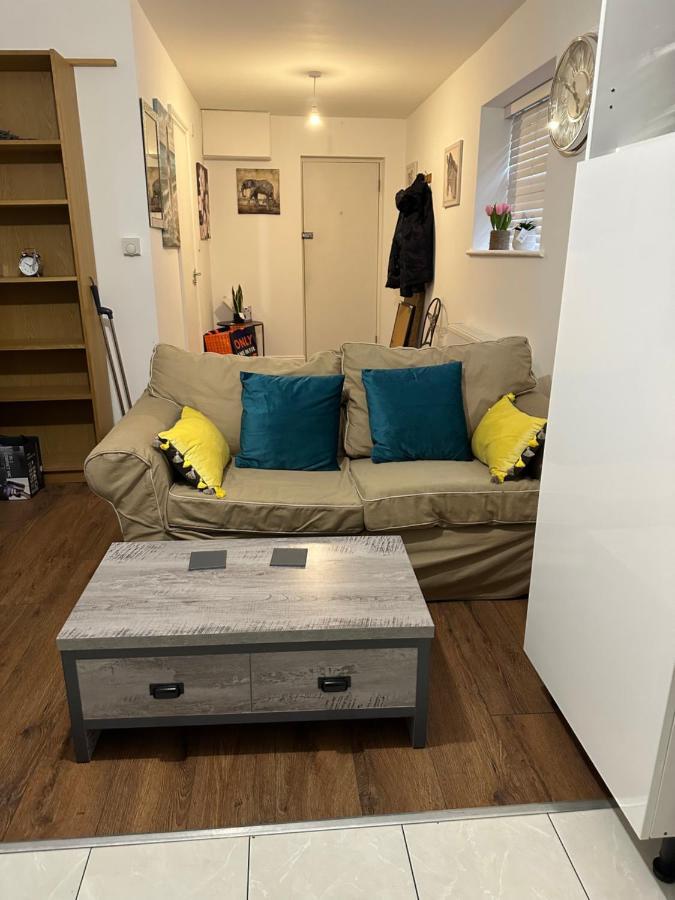 Beautiful Hoe Street Dream Ground Floor One Bedroom Apartment Londra Dış mekan fotoğraf