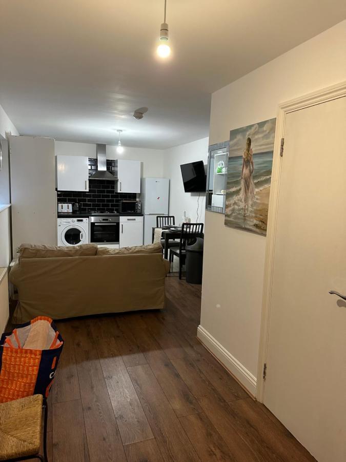 Beautiful Hoe Street Dream Ground Floor One Bedroom Apartment Londra Dış mekan fotoğraf